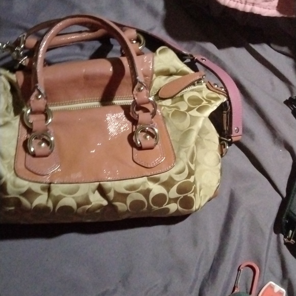 150 - Picture 3 of 5